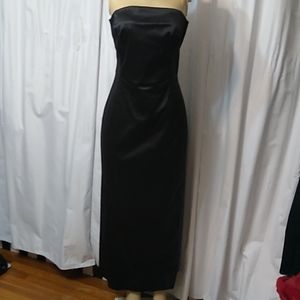 Isaac Mizrahi NWT strapless satin gown - size 8